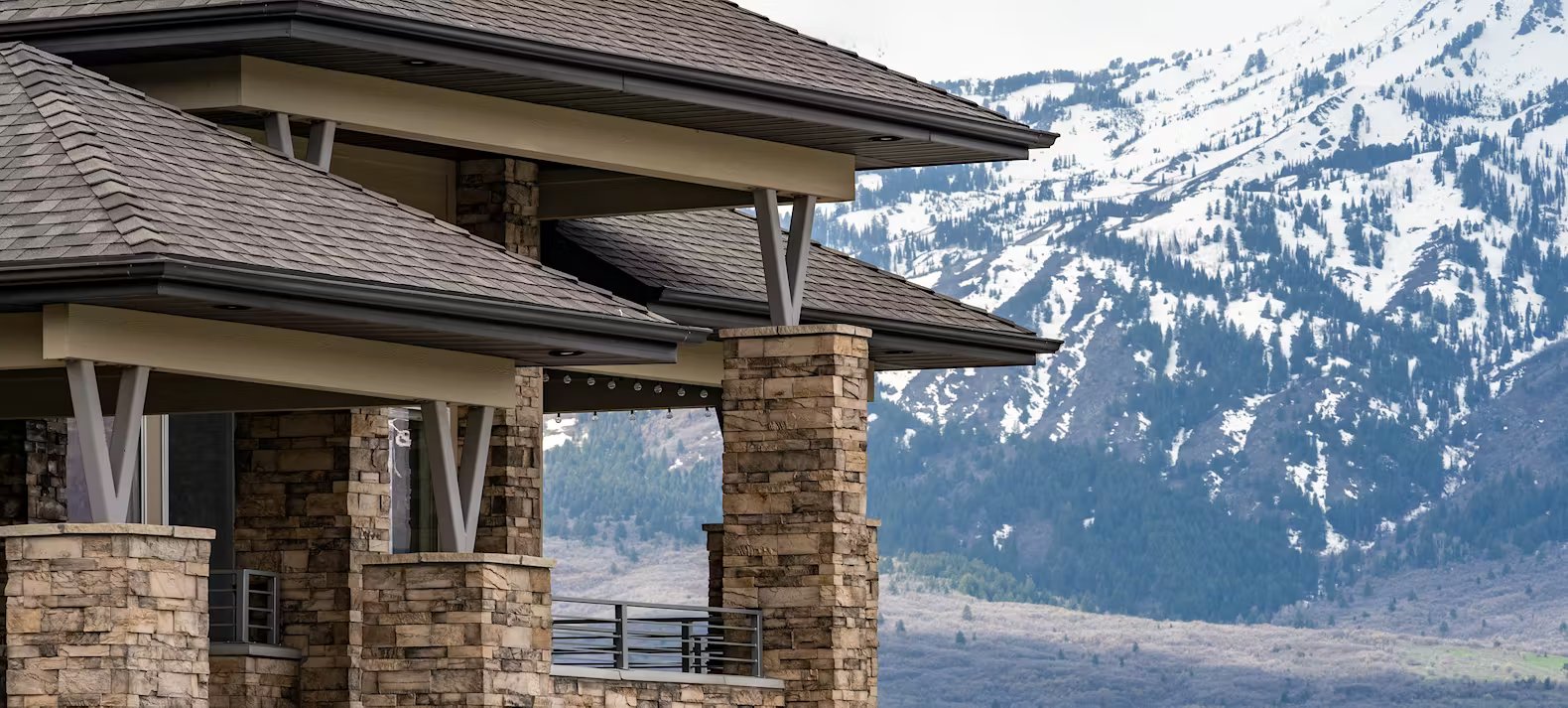 The Definitive Guide to Modern Stone Veneer